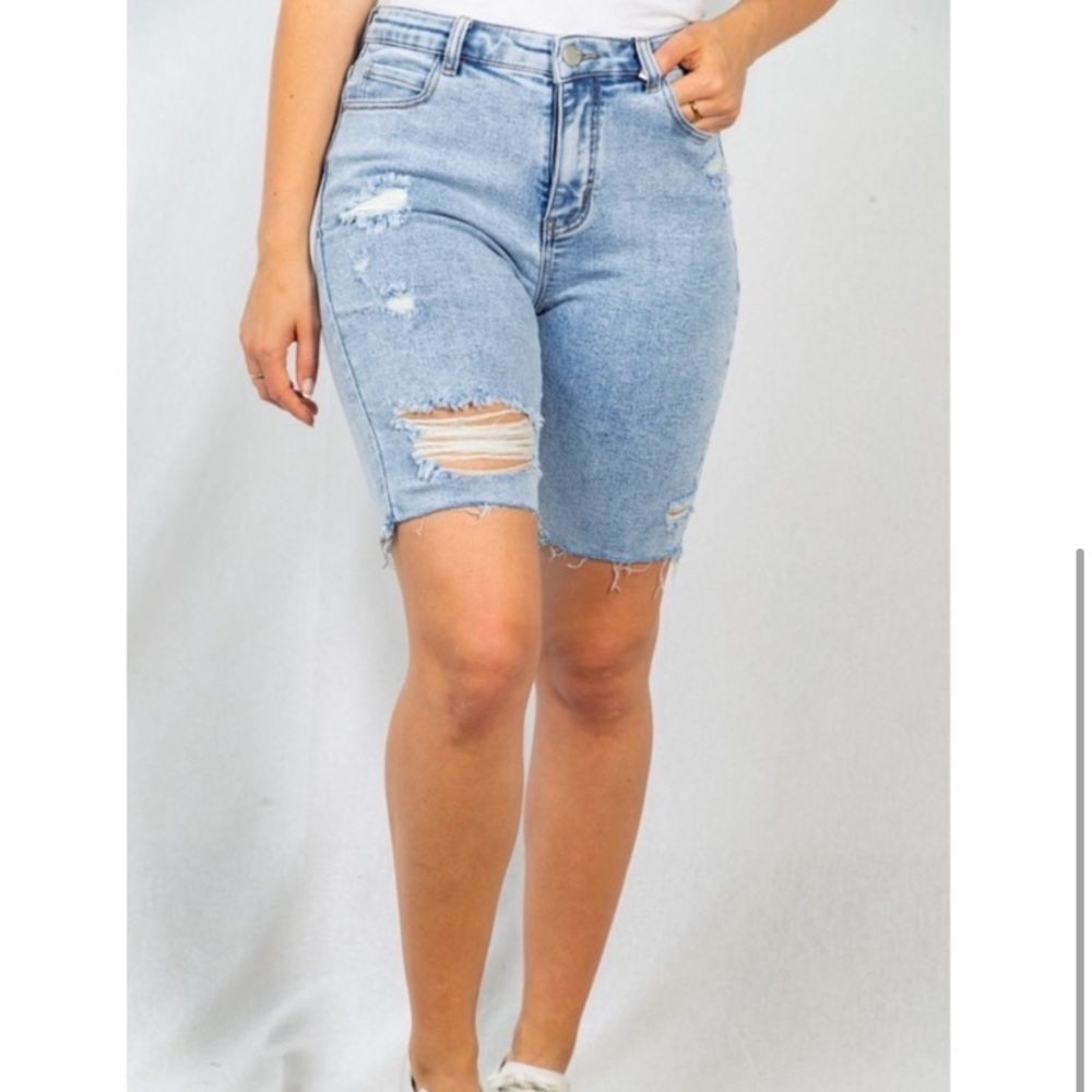 Plus Size Light Wash Distressed Bermuda Denim Shorts – High Rise, Super Stretchy